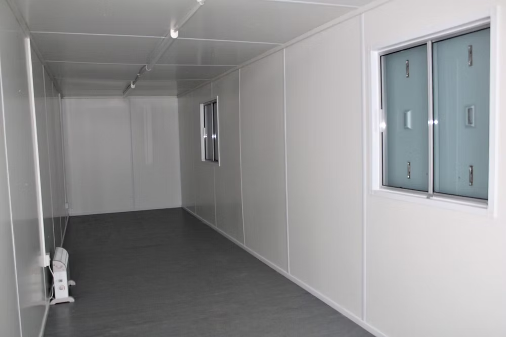 Conteneur Bureau 20 Pieds – Équipé et Sécurisé
