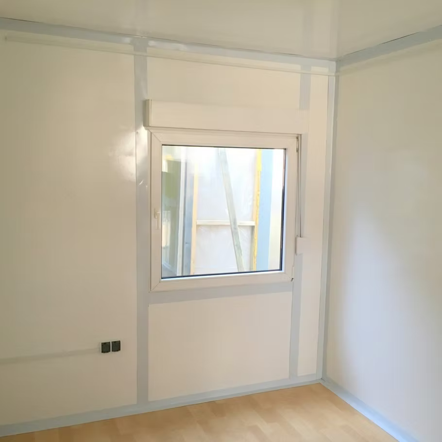 Conteneur Bureau 6 m – Sanitaires Complets (Douche, Lavabo, WC)