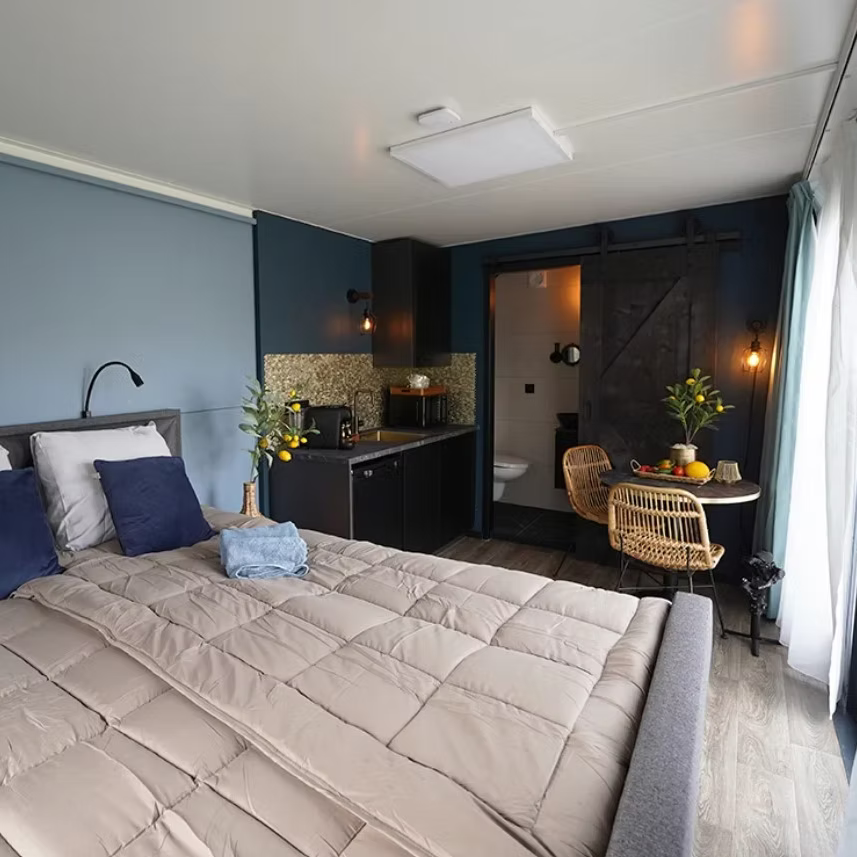 Conteneur isolé 6 × 3 m – Modèle Milan avec cuisine et toilettes