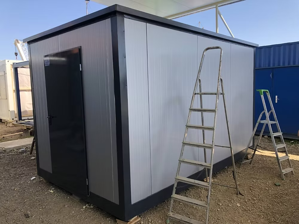 Conteneur de Stockage 10 m² – 4 × 2,5 m – Sécurisé