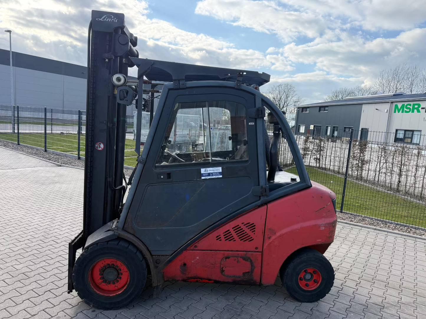Linde Chariot elevateur 2008