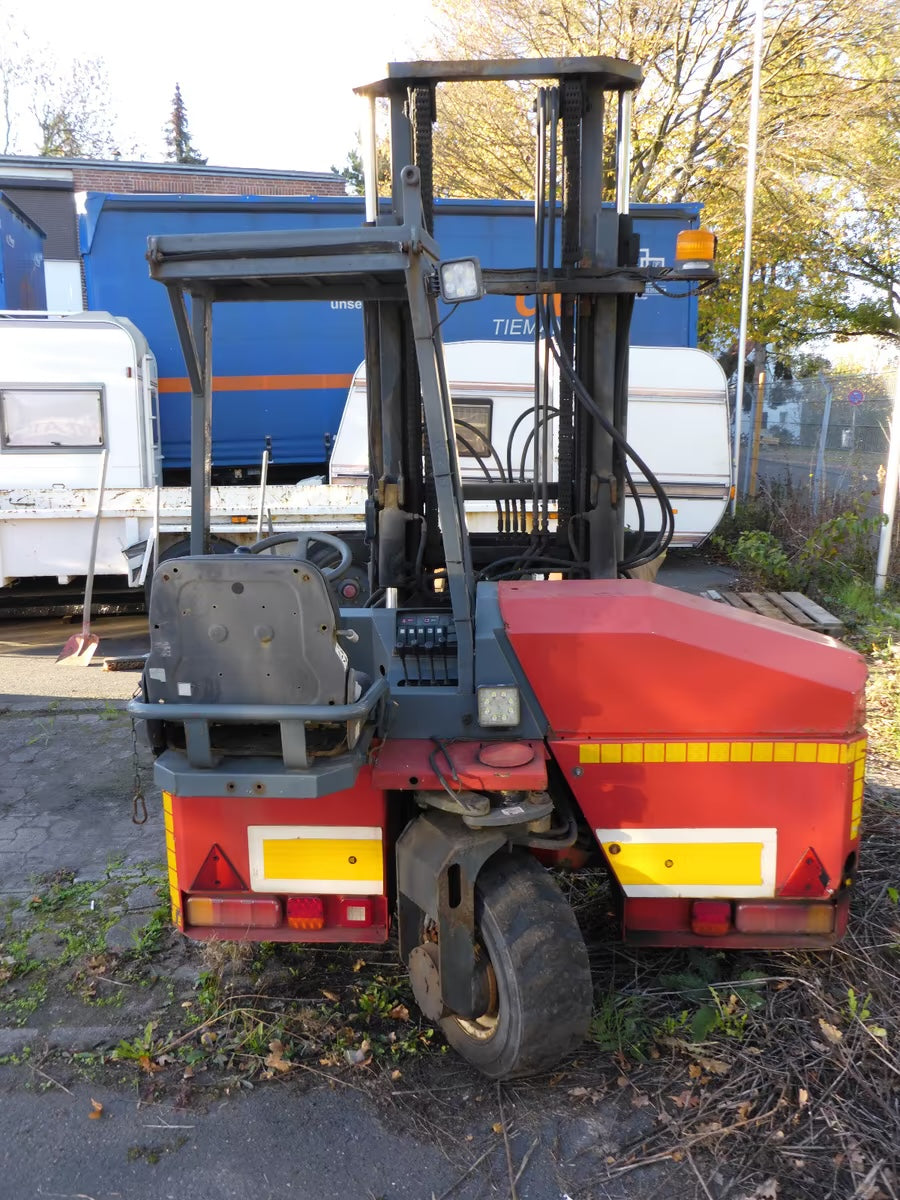 Moffett Chariot telescopique 2003