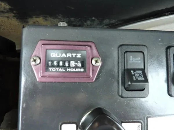 Mini-pelle Bobcat 322G occasion 2005 – 1,6t 1696h 3 godets