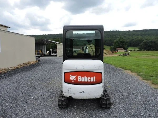 Mini-pelle Bobcat 322G occasion 2005 – 1,6t 1696h 3 godets