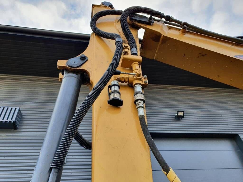 Mini-pelle Caterpillar 302.5 occasion 2002 – 2,8t terrassement