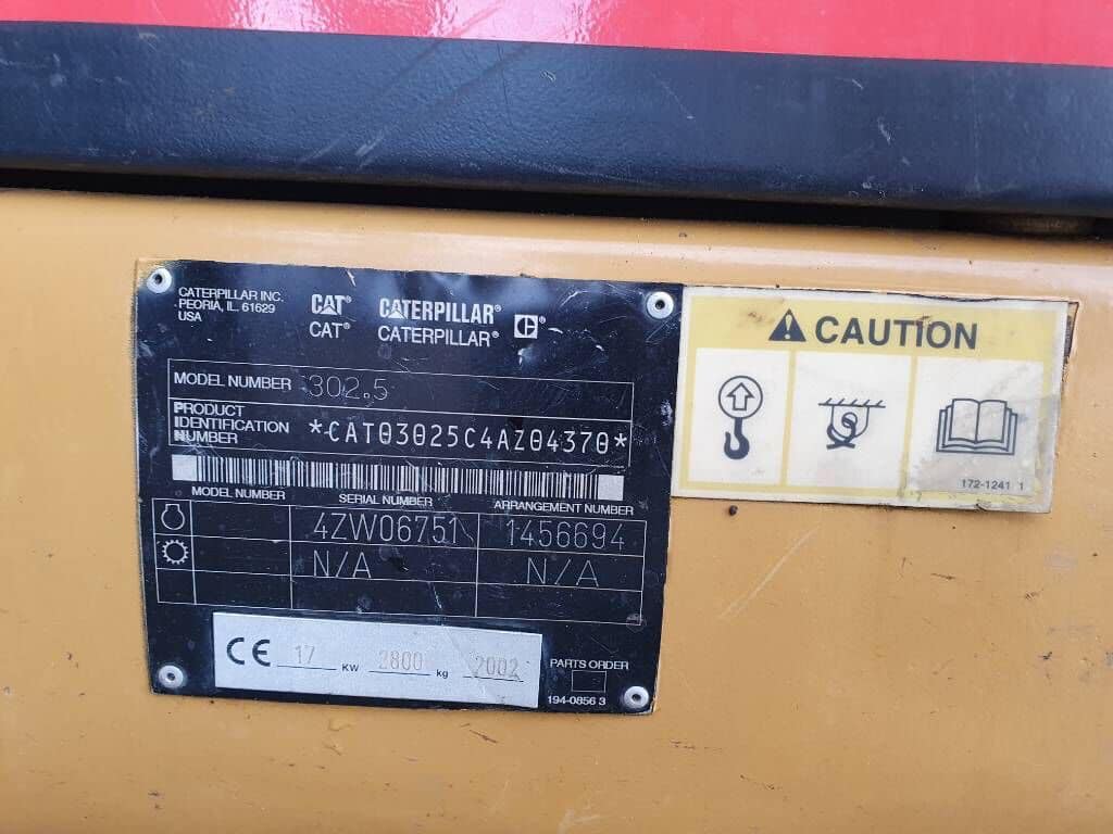 Mini-pelle Caterpillar 302.5 occasion 2002 – 2,8t terrassement