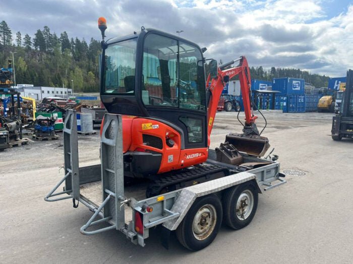 Kubota KX019-4 avec remorque – Mini-pelle– 1,9 t