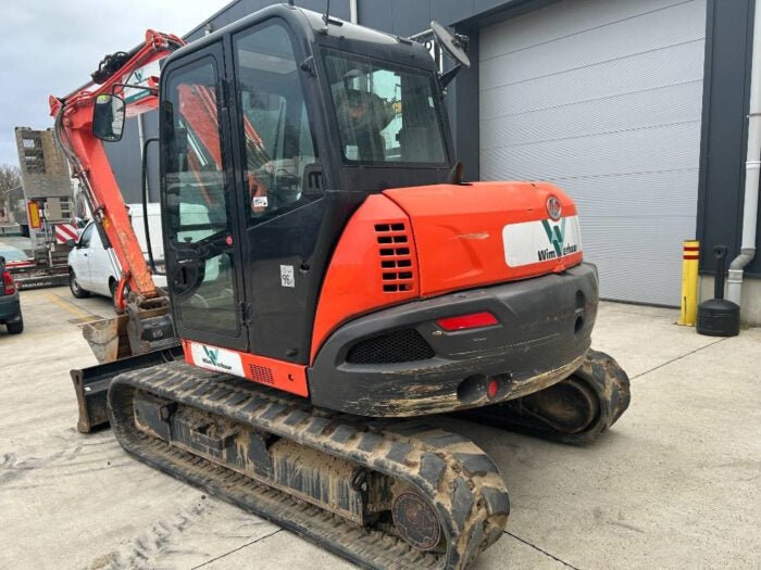 Mini-pelle Kubota KX080 – 8,4 t – Occasion 2021 – Cabine clim – 4 Godets