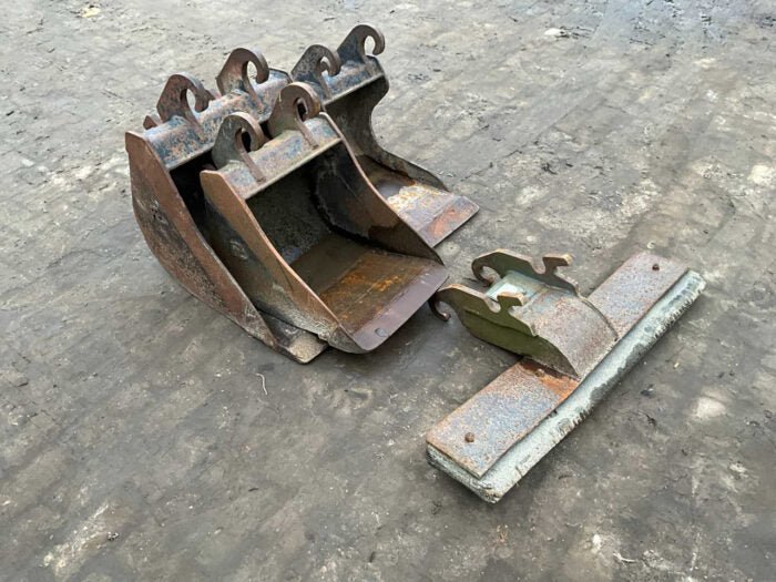 Mini-pelle Kubota KX41-3V – 1,63 t – Occasion 2005 – 3 Godets