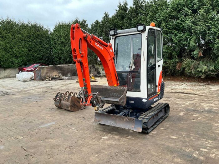 Mini-pelle Kubota KX41-3V – 1,63 t – Occasion 2005 – 3 Godets