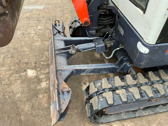 Mini-pelle Kubota KX41-3V – 1,63 t – Occasion 2005 – 3 Godets