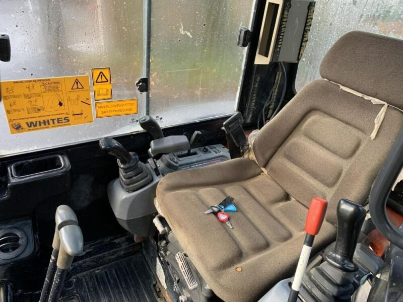 Mini-pelle Kubota KX61-3 – Occasion – 1 320 h – 2,6 t – Révisée – 3 godets + Attache rapide