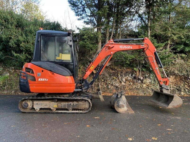 Mini-pelle Kubota KX61-3 – Occasion – 1 320 h – 2,6 t – Révisée – 3 godets + Attache rapide