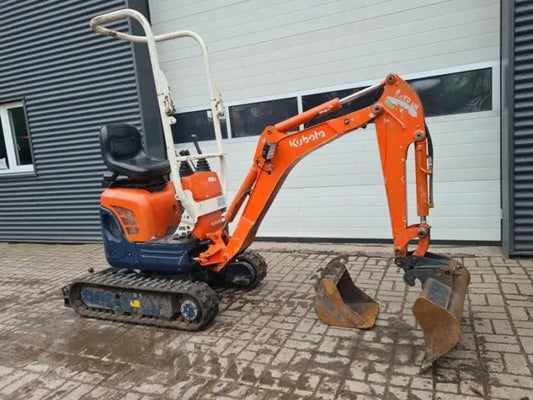 Mini-pelle Kubota U10-3 occasion 2006 – 1,1t 4500h 3 godets