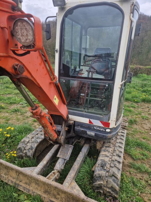 Mini-pelle Kubota U25-3 – 2,6 t – avec 3 godets