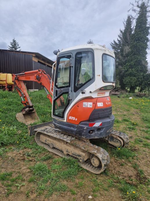 Mini-pelle Kubota U25-3 – 2,6 t – avec 3 godets