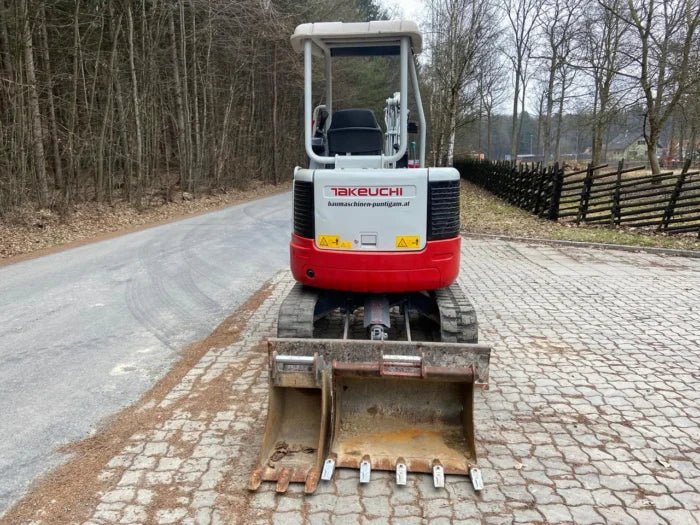 Mini-pelle Takeuchi TB23R – 2018 – 1 520 h – Occasion