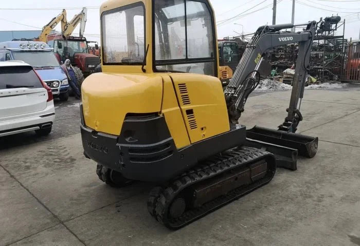 Mini-pelle Volvo EC30 – 3 t – Occasion 2006 – 3 Godets – Garantie 12 mois